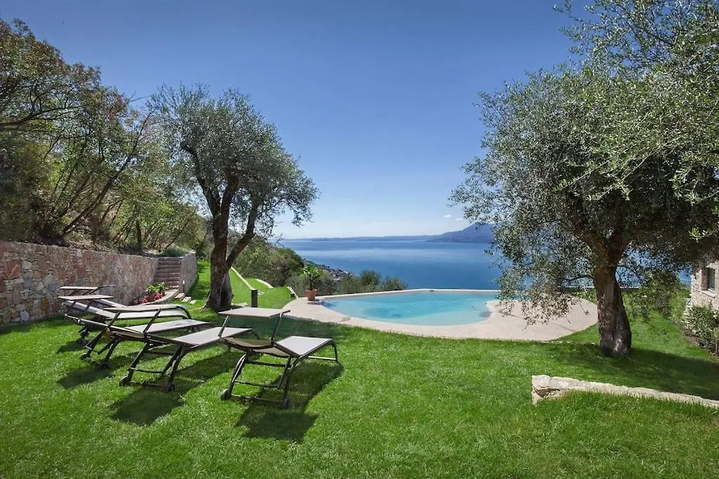 Villa Divina - Apt Divina Con Piscina E Vista Lago Castelletto Di Brenzone Italien